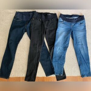 Bundle of 3 pairs of Gap & Old Navy skinny & straight maternity jeans